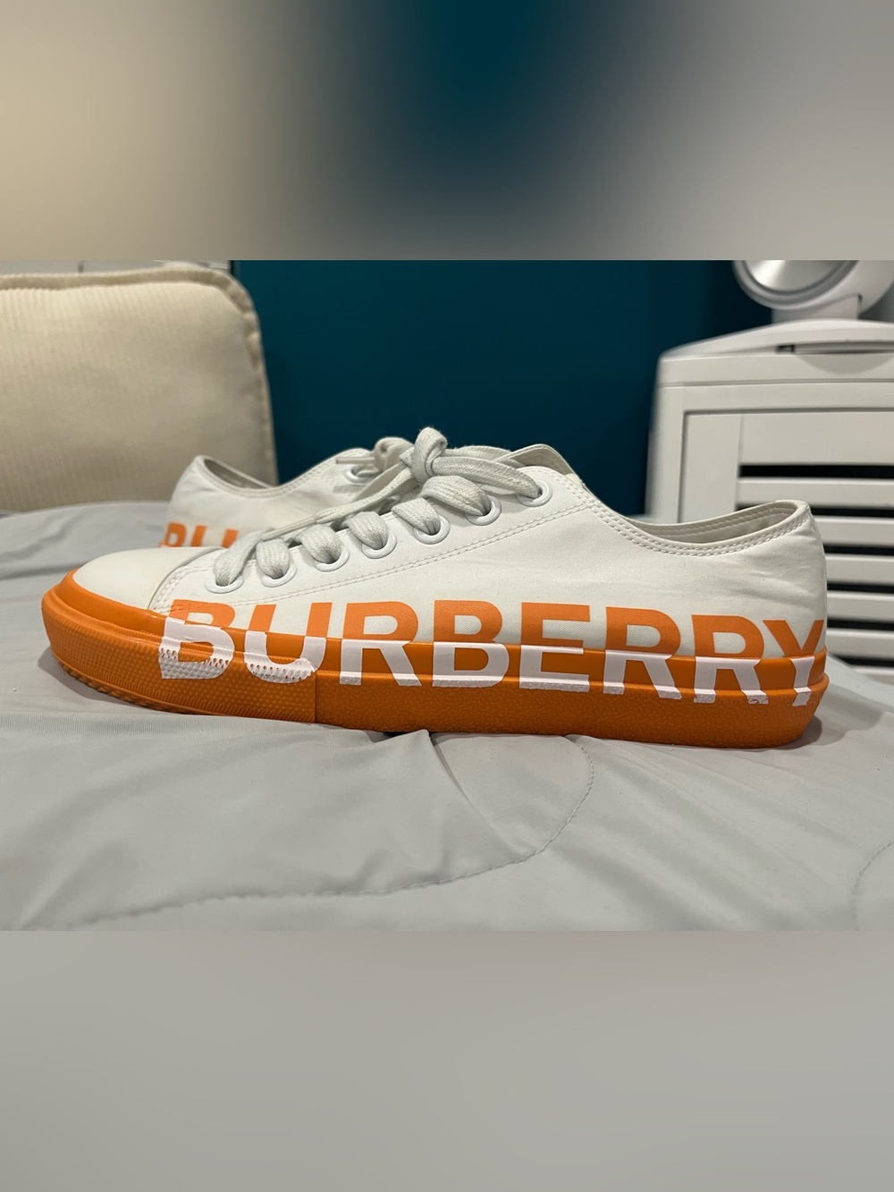 Burberry Larkhall Low-Top Sneakers 9.5W 7M 40EU Designer Canvas Shoes